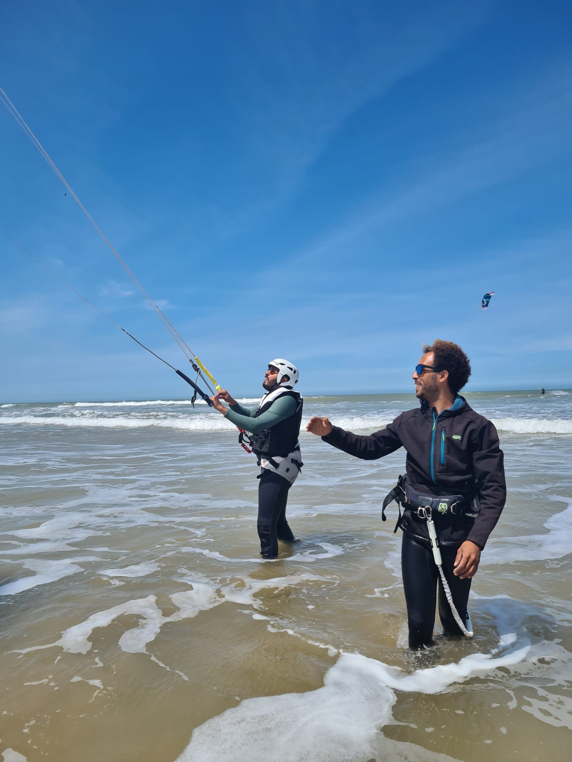 professional kitesurf lesson in essaouira ,morrocco with afus kite school